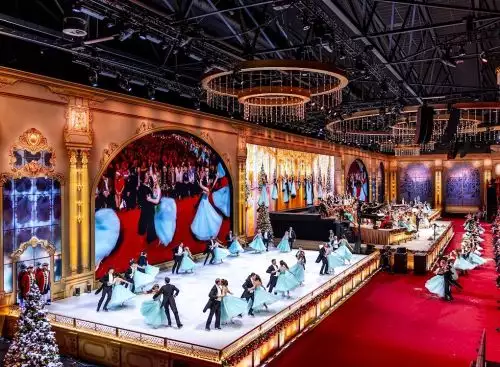 AndrC3A9Rieus2026ChristmasConcertLetItSnow_134323284846631704_big-cine_deskt.webp