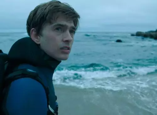 Whalefall_134356703114561493_big-cine_deskt.webp