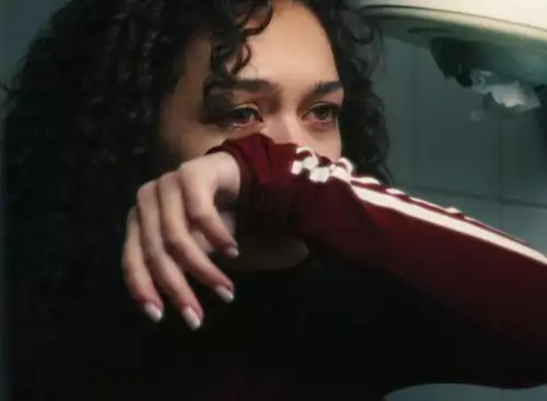 Sugar_134333371573796098_big-cine_deskt.webp